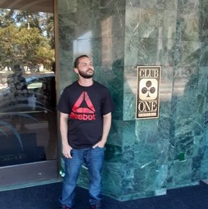 Meet your Posher, Thomas